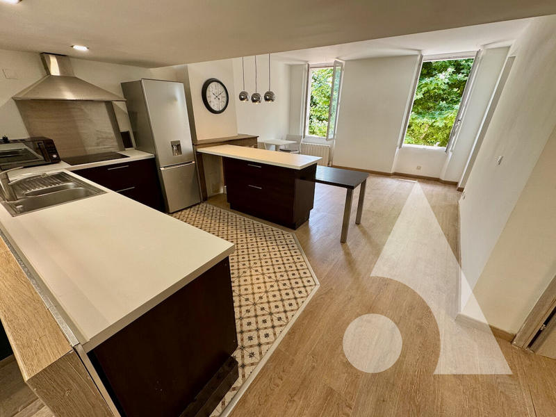 Appartement - 70 m² - 4 pièces