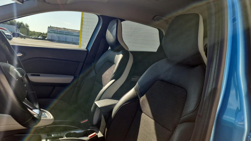 Renault Captur E-Tech Plug-In 160 Intens