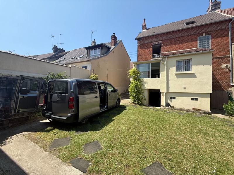 Maison - 102 m² - 4 pièces