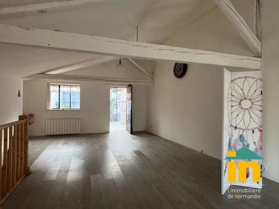 Maison de ville - 75 m² - 2 pièces