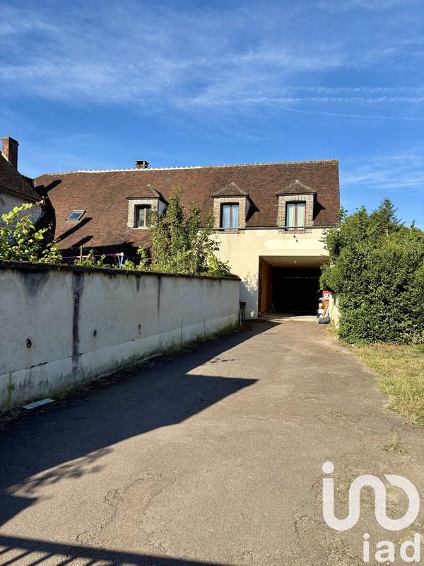 Maison - 245 m² - 12 pièces