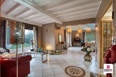 Maison - 295 m² - 5 pièces