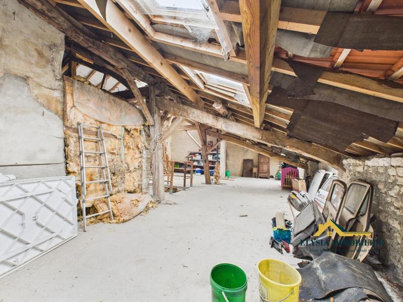 Maison - 231 m² - 2 pièces