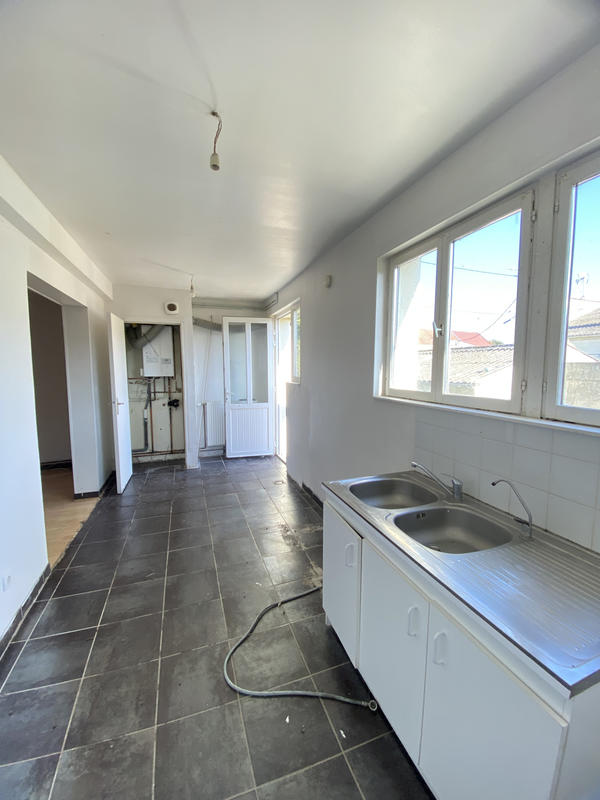 Maison - 69 m² - 5 pièces