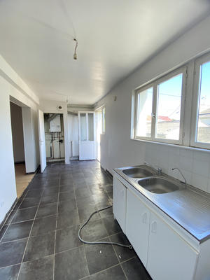 Maison - 69 m² - 5 pièces