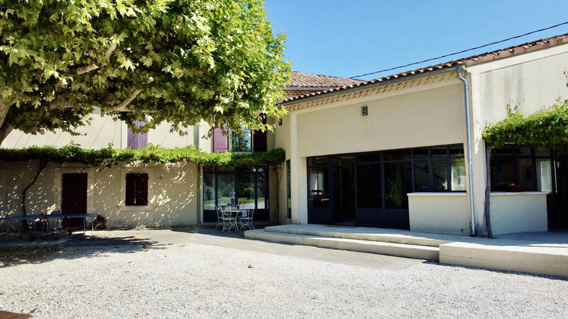 Maison - 250 m² - 5 pièces