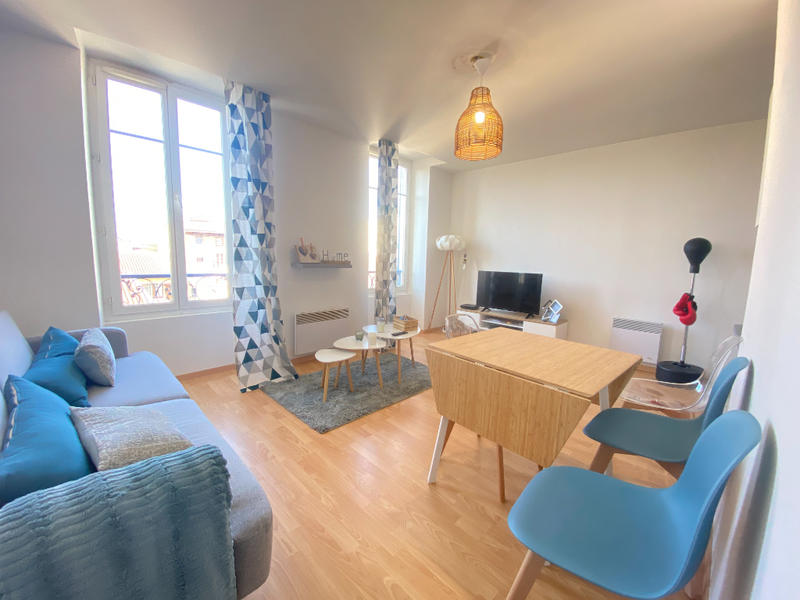 Immeuble - 370 m² - 18 pièces