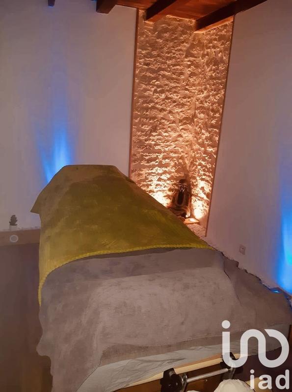 Maison - 244 m² - 9 pièces