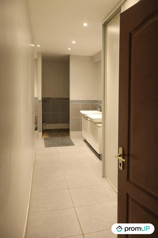 Duplex - 250 m² - 4 pièces