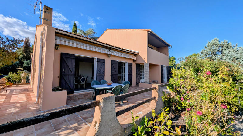 Maison - 157 m² - 7 pièces