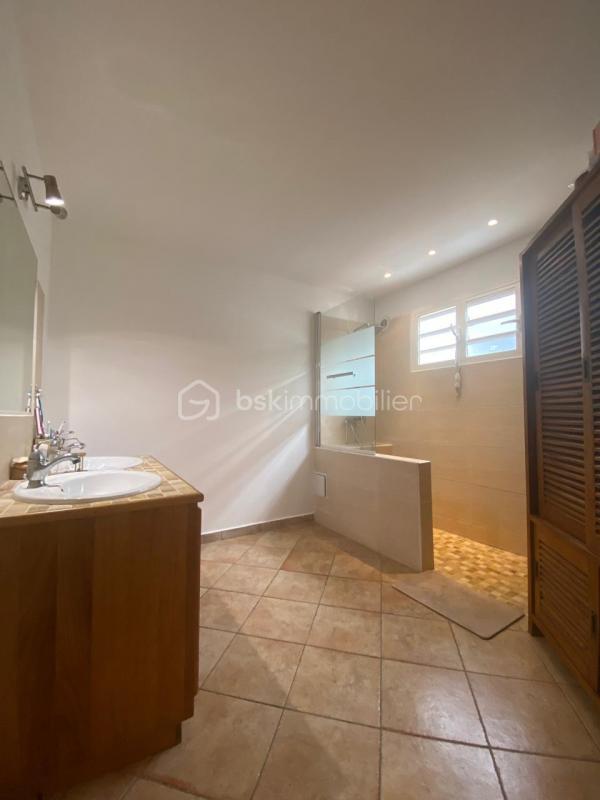 Maison - 126 m² - 5 pièces