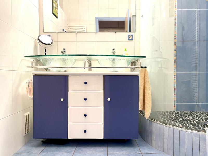 Appartement - 120 m² - 5 pièces