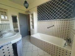 Maison - 258 m² - 8 pièces