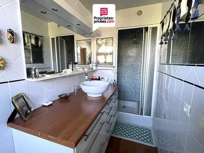 Maison - 205 m² - 8 pièces