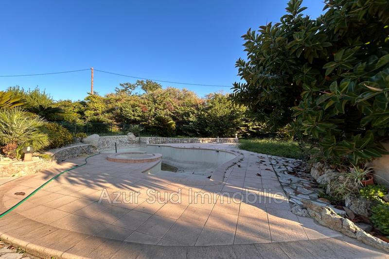 Maison - 400 m² - 9 pièces