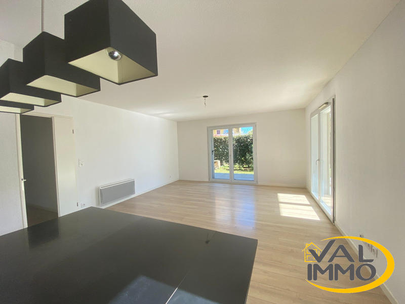 Appartement - 93 m² - 4 pièces