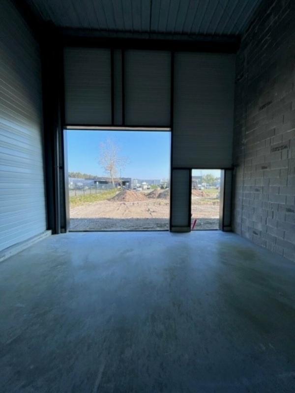 Local d'activité / Entrepôt - 140 m²