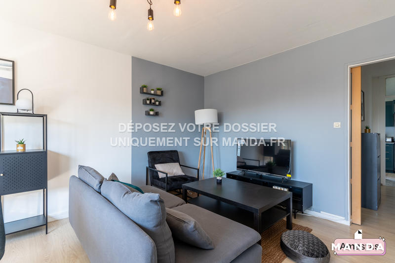 Chambre - 74 m² - 4 pièces