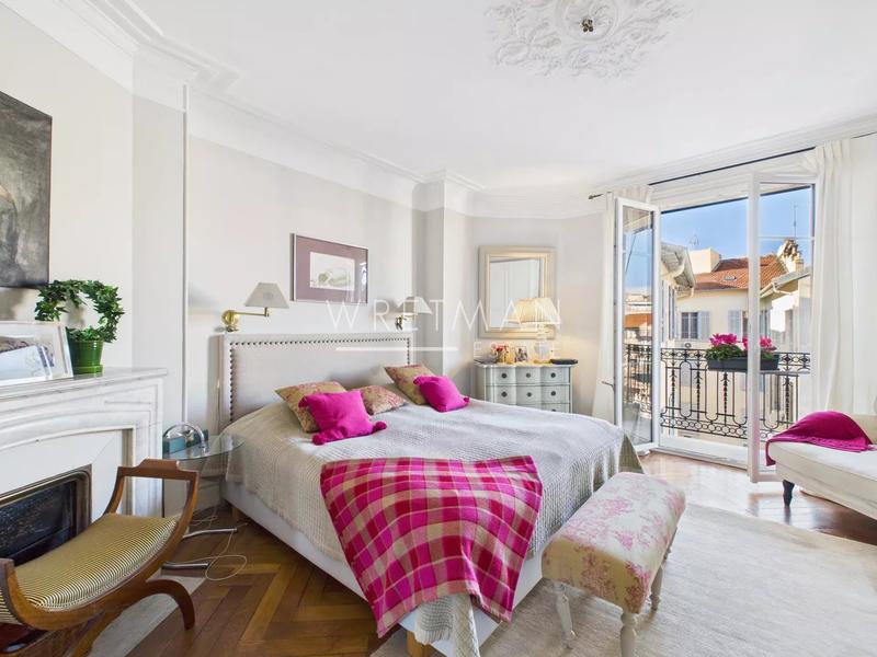 Appartement - 92 m² - 4 pièces