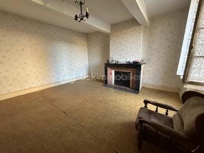 Maison - 598 m² - 20 pièces