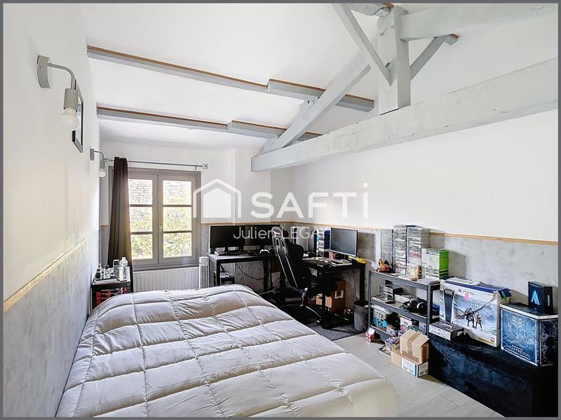 Maison - 196 m² - 5 pièces