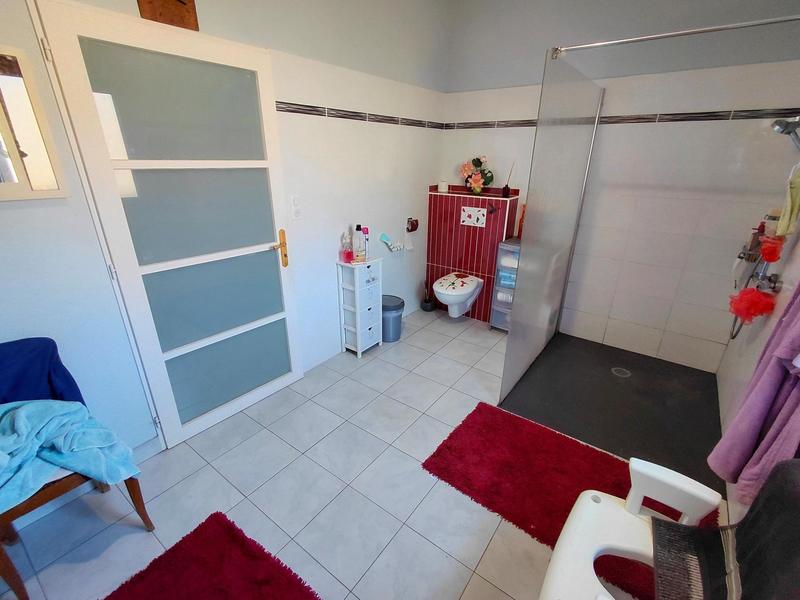 Maison - 200 m² - 7 pièces