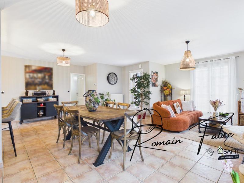 Maison - 117 m² - 6 pièces