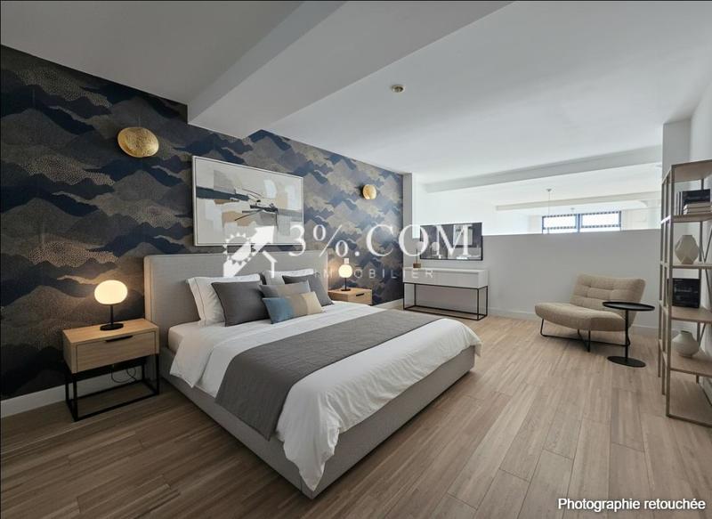 Loft - 170 m² - 5 pièces