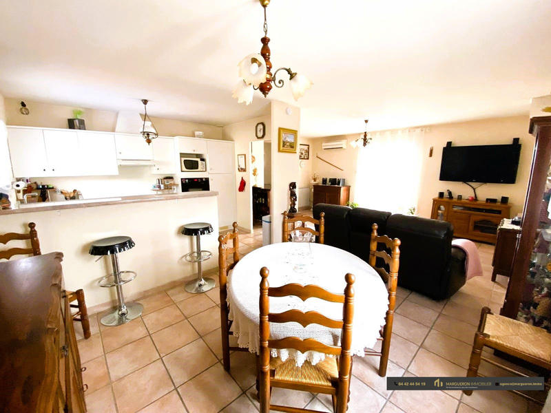 Villa - 180 m² - 5 pièces