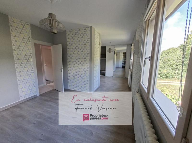 Maison - 93 m² - 7 pièces