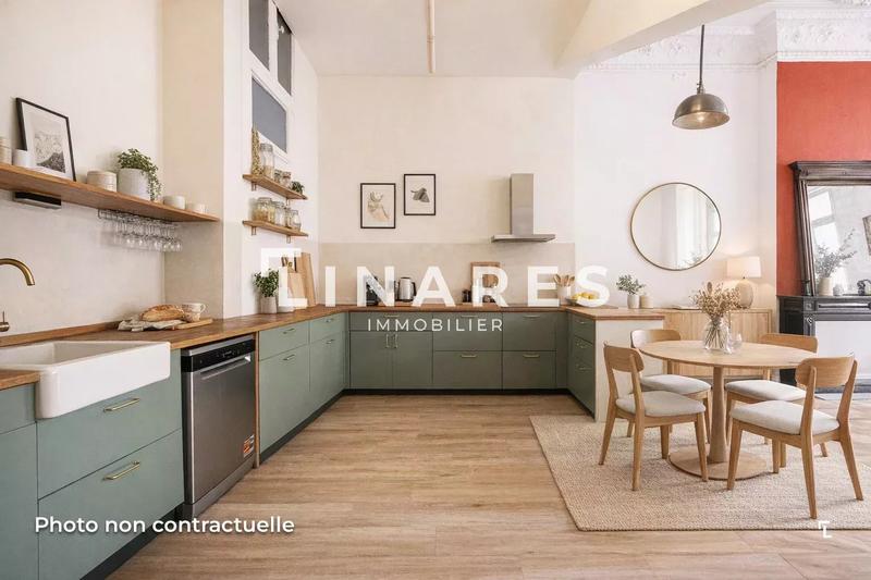 Appartement - 189 m² - 6 pièces