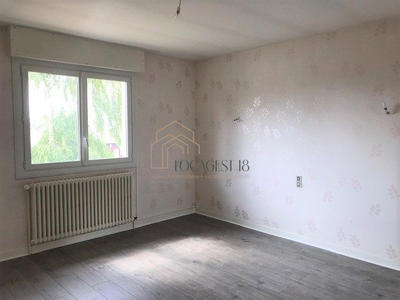 Maison - 205 m² - 7 pièces