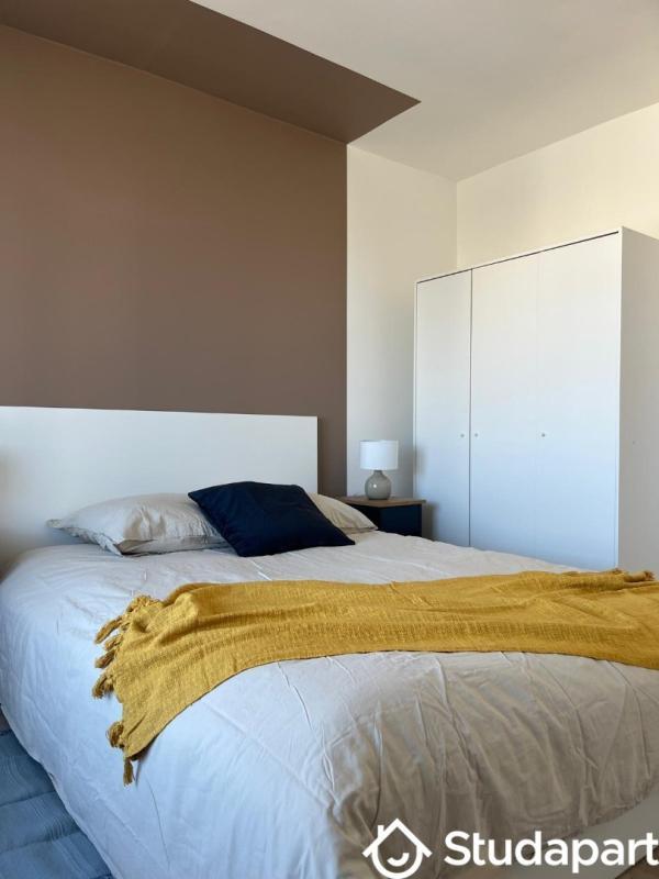 Chambre - 11 m² - 1 pièce