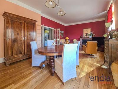 Duplex - 159 m² - 6 pièces