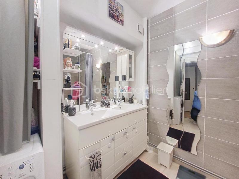 Appartement - 75 m² - 4 pièces