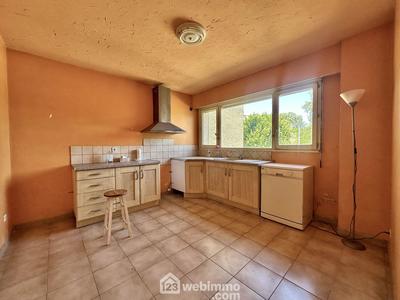 Maison - 96 m² - 4 pièces