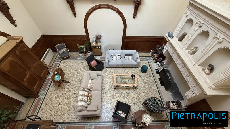 Appartement - 151 m² - 5 pièces