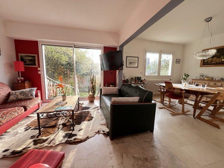 Maison - 127 m² - 6 pièces