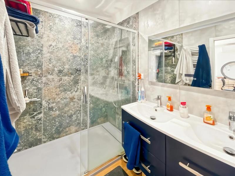 Maison - 180 m² - 6 pièces