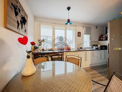 Appartement - 66 m² - 4 pièces