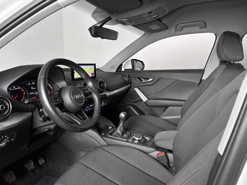 Audi Q2 - 30 Tfsi 110ch Ja17p Sieges Chauff Camera Regul Acc Gps Keylessgo Tel Clim 110 Ch 1°Main