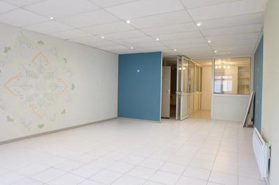 Local commercial - 64 m² - 3 pièces