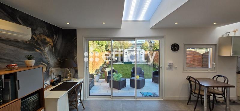 Maison - 100 m² - 6 pièces