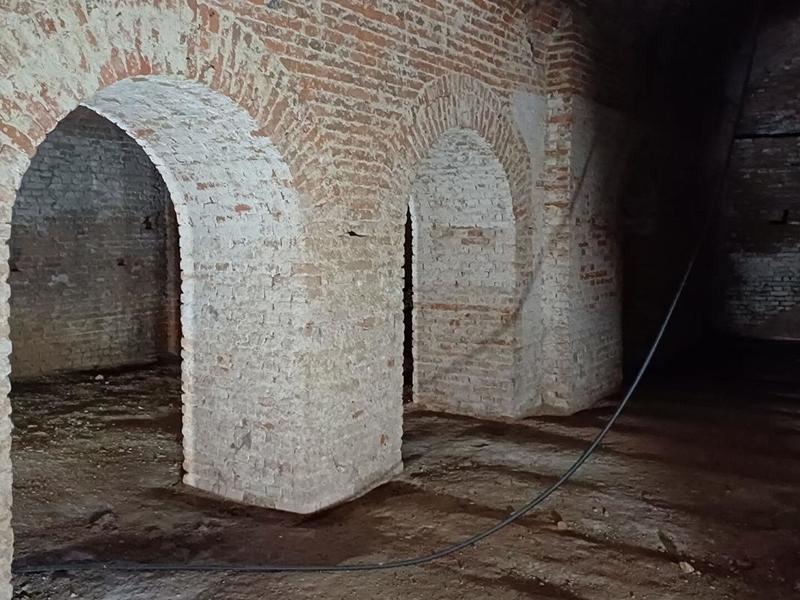 Maison - 400 m² - 14 pièces