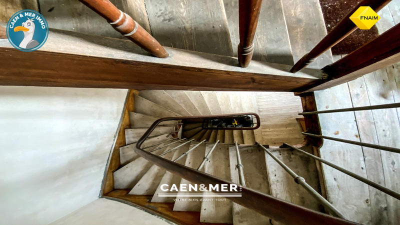 Maison - 500 m² - 18 pièces