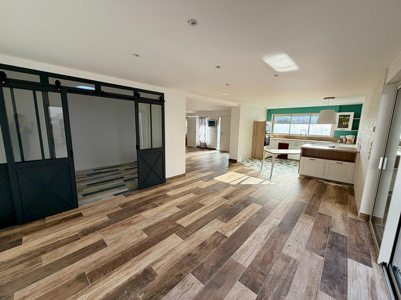 Maison - 105 m² - 4 pièces