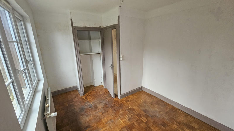 Maison - 95 m² - 5 pièces