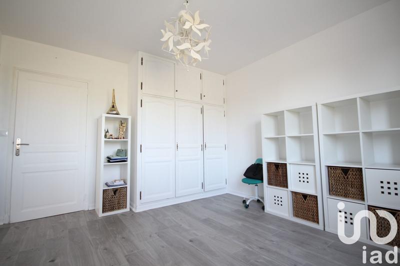 Maison - 215 m² - 7 pièces