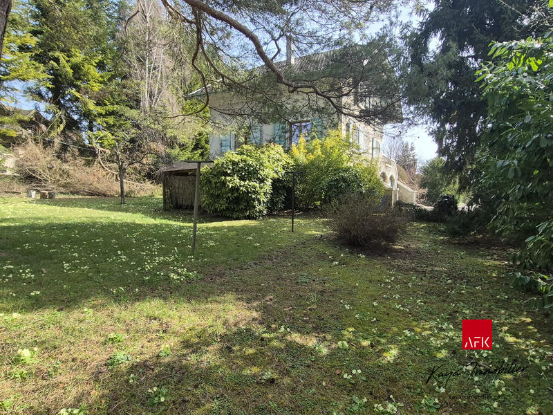 Maison - 145 m² - 8 pièces