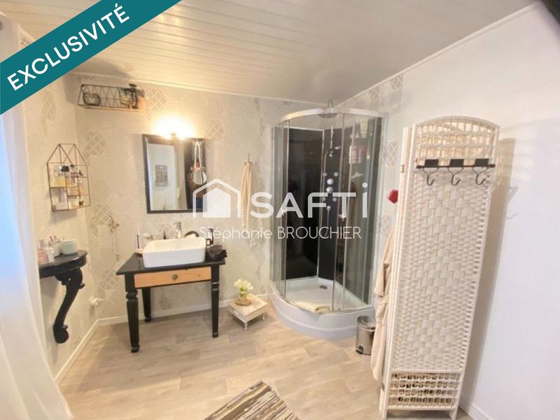 Maison - 122 m² - 8 pièces